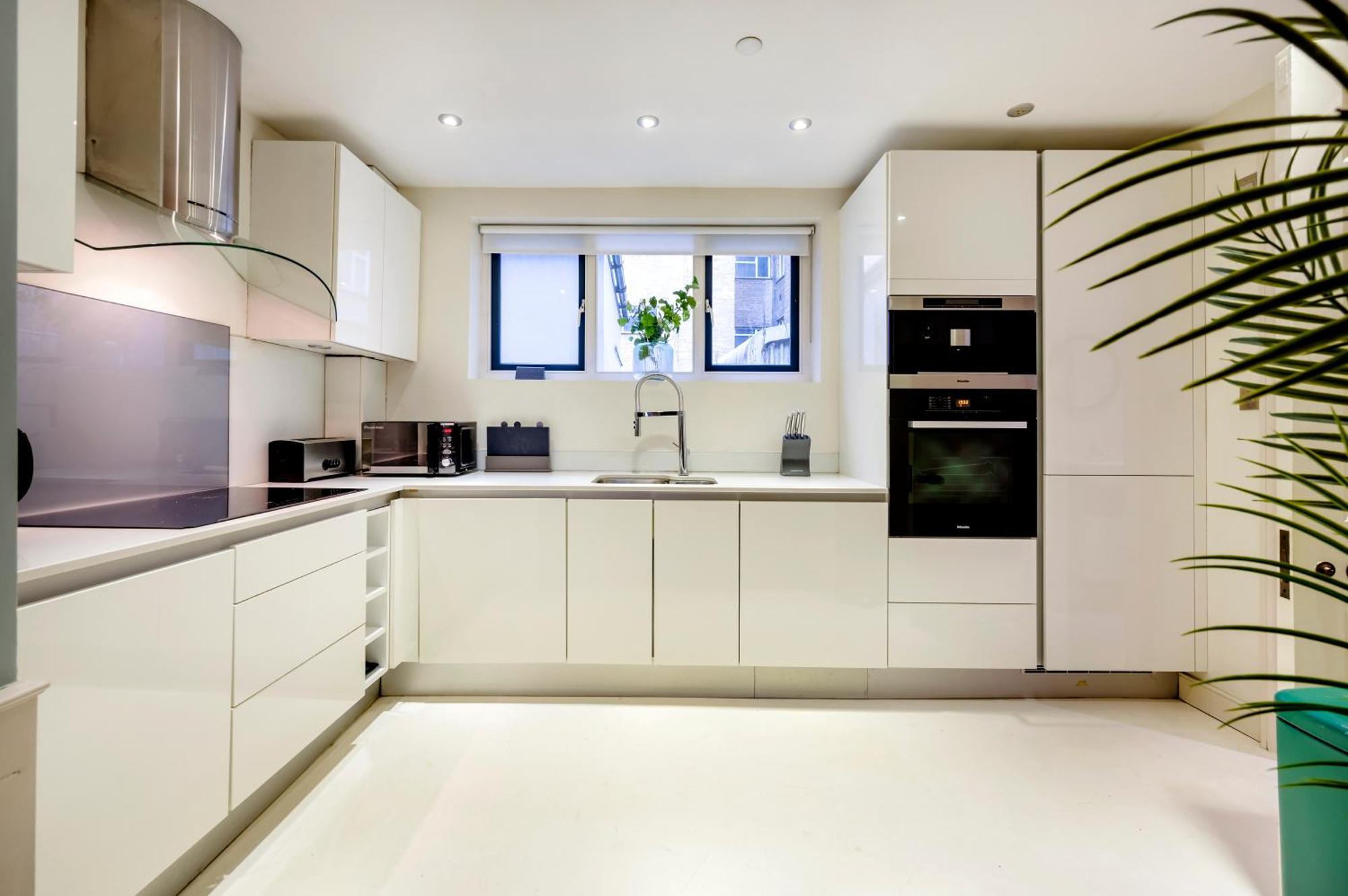 Arcore Premium Liverpool Street *