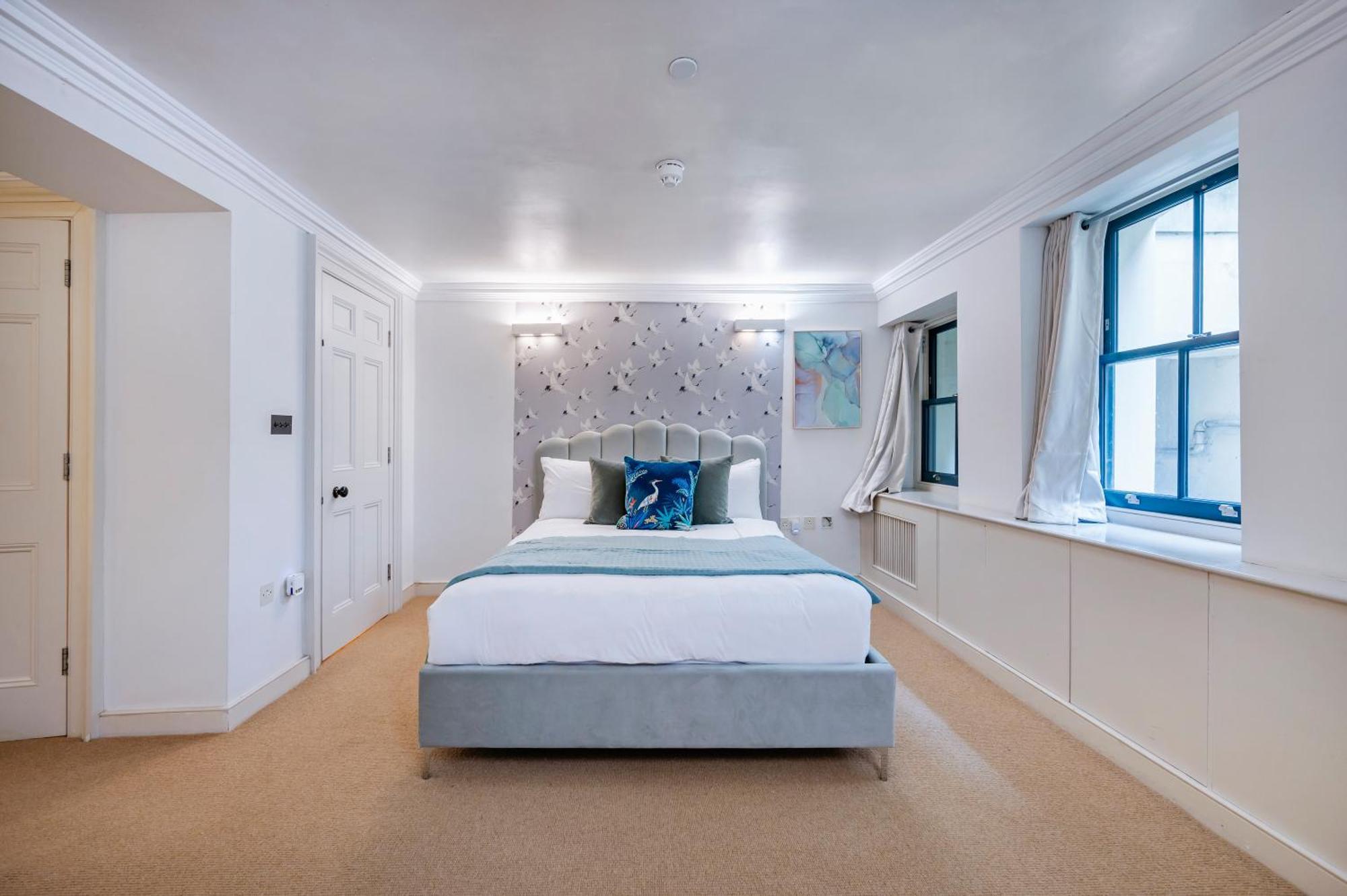 Arcore Premium Liverpool Street London