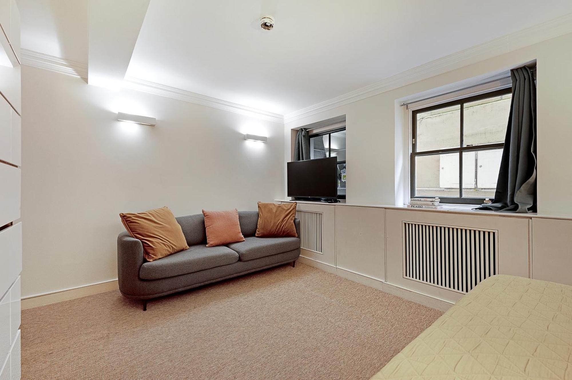 Arcore Premium Liverpool Street * Londra